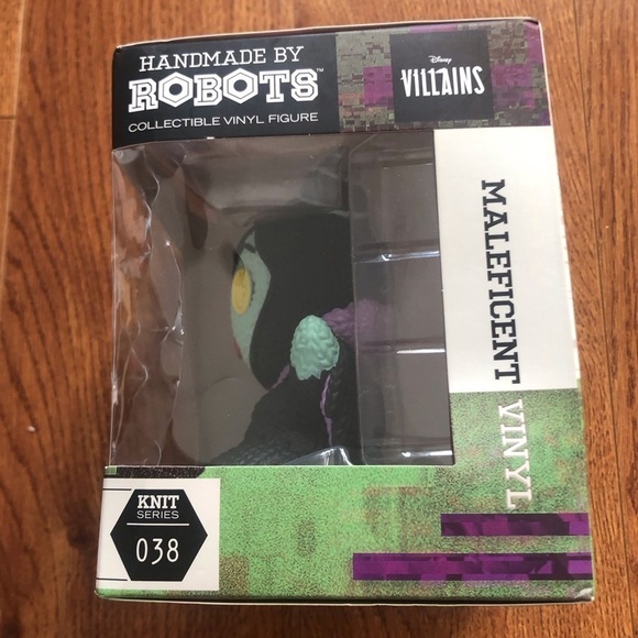 Handmade by Robots Disney Villains: Maleficent collectable Vinyl Figure knit 38 - Picture 2 of 6